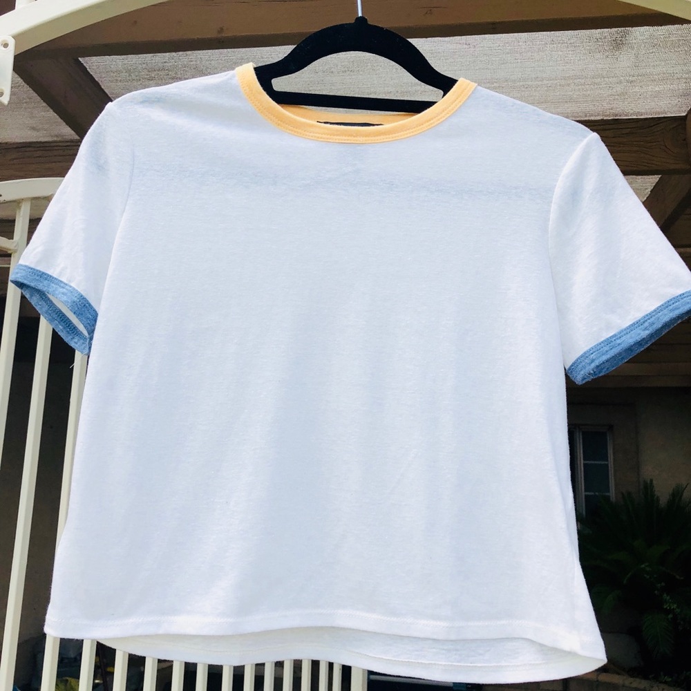 Forever 21 Cropped T-shirt